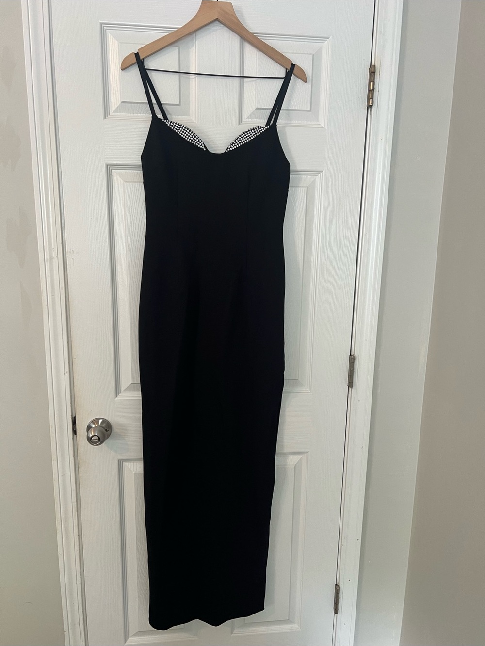 Good American Ponte Embellished Black Gown - Picture 4 of 8